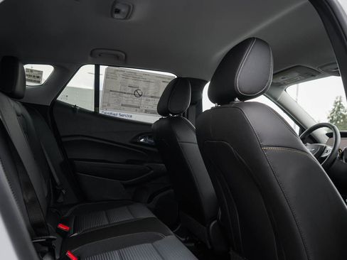 New 2026 Chevrolet Trax LT w/ Driver Confidence Package FWD image 11