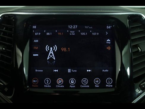 Used 2019 Jeep Cherokee High Altitude image 24