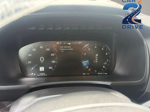 Used 2019 Volvo XC90 T5 Momentum w/ Multimedia Package AWD/4WD image 21