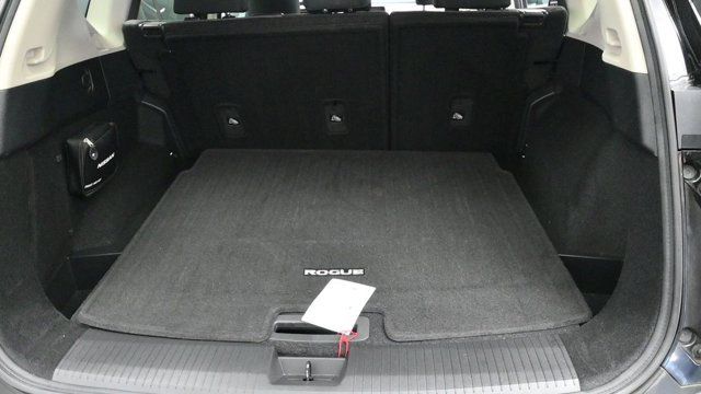 Used 2021 Nissan Rogue SV AWD/4WD image 14