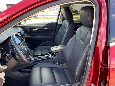 Used 2023 Buick Envision Essence image 18