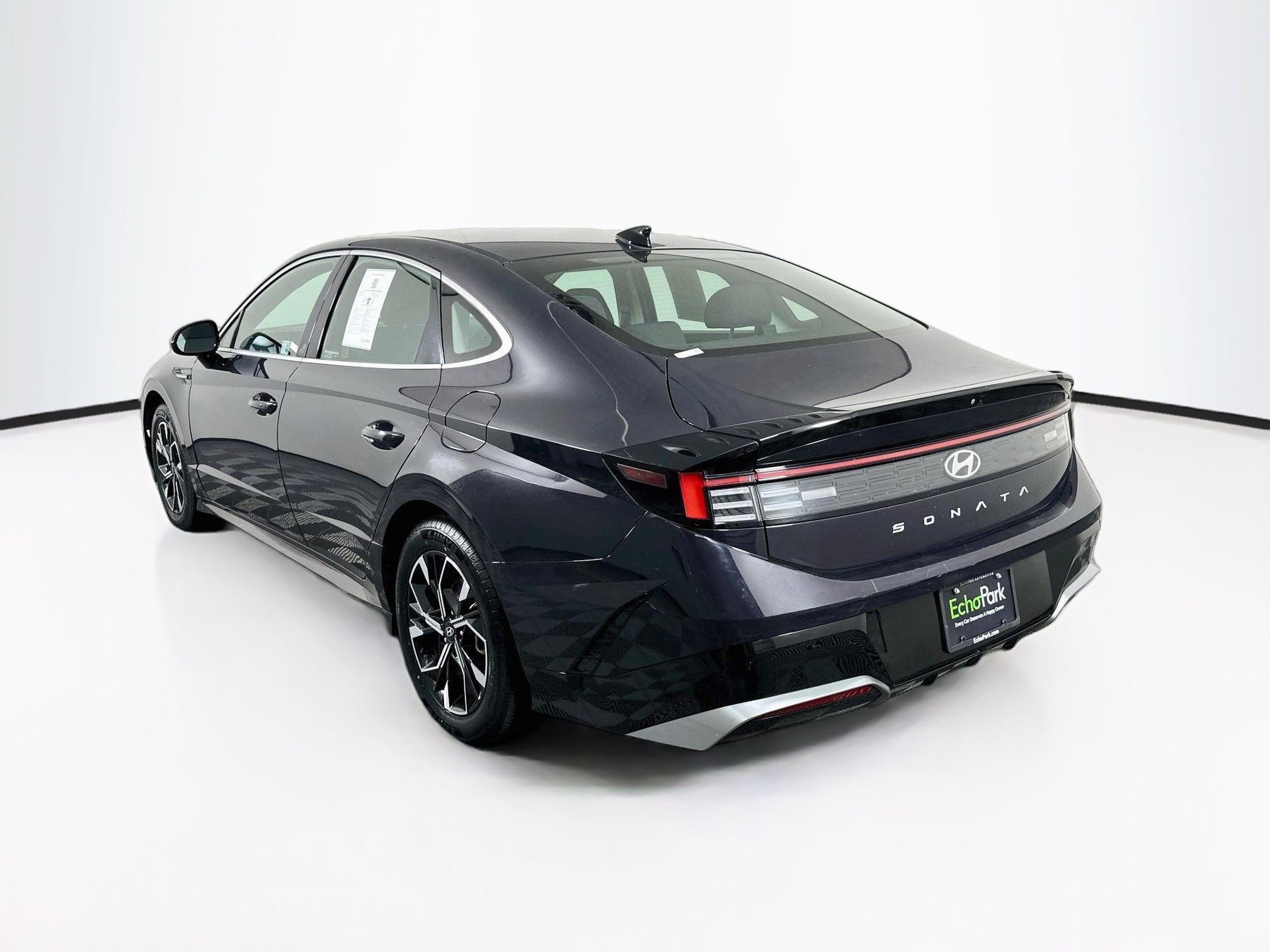 Used 2024 Hyundai Sonata SEL FWD image 5