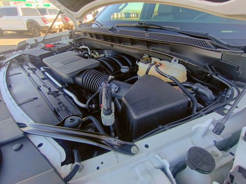 Used 2025 Chevrolet Tahoe LT image 35