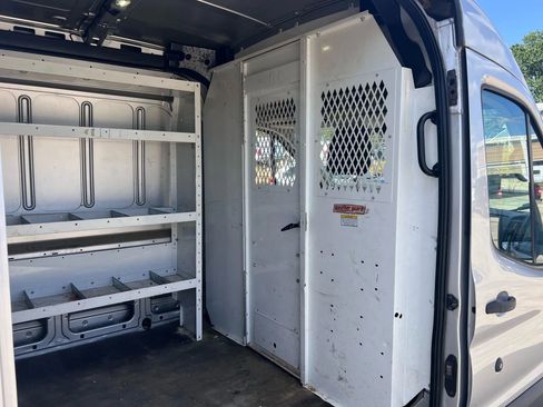 Used 2017 Ford Transit 150 Medium Roof w/Sliding Side Doo image 21