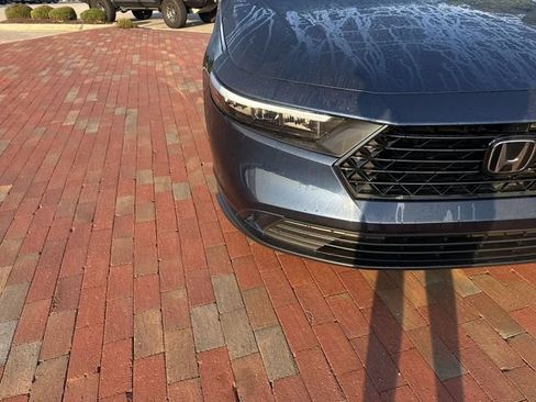 Used 2024 Honda Accord EX image 21