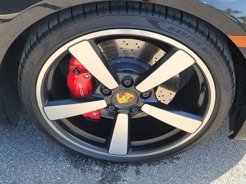 Certified 2020 Porsche 911 Carrera 4S image 13