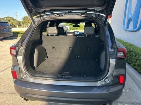 Used 2023 Ford Escape ST-Line image 8
