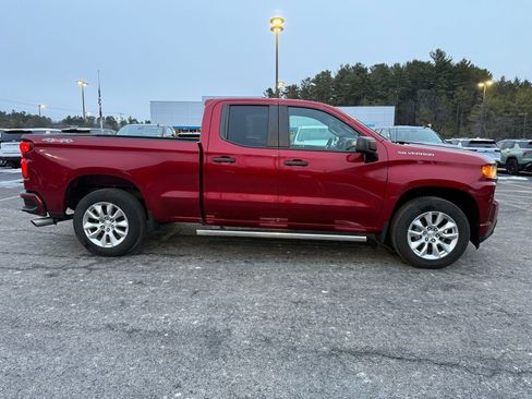 Used 2021 Chevrolet Silverado 1500 Custom image 4