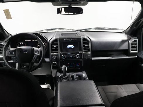 Used 2016 Ford F150 XLT w/ Equipment Group 302A Luxury AWD/4WD image 18
