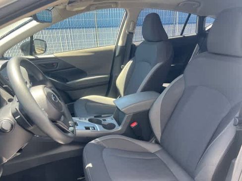Used 2025 Subaru Crosstrek 2.5i Premium AWD/4WD image 12