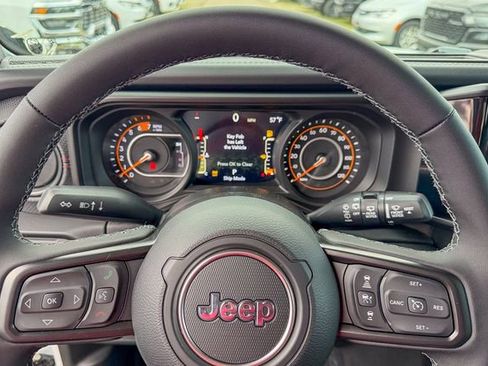 New 2026 Jeep Wrangler Unlimited Rubicon w/ Technology Group image 17