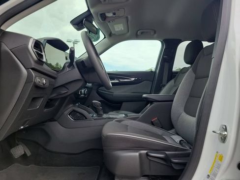Certified 2025 Chevrolet TrailBlazer LT AWD/4WD image 22