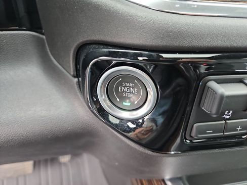 Used 2024 GMC Sierra 1500 Elevation w/ Elevation Premium Package image 20