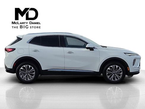 Used 2024 Buick Envision Preferred image 6