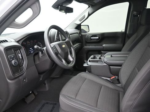 Used 2024 Chevrolet Silverado 1500 Custom image 11