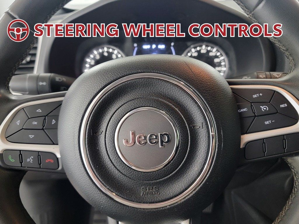 Used 2018 Jeep Renegade Latitude FWD image 18