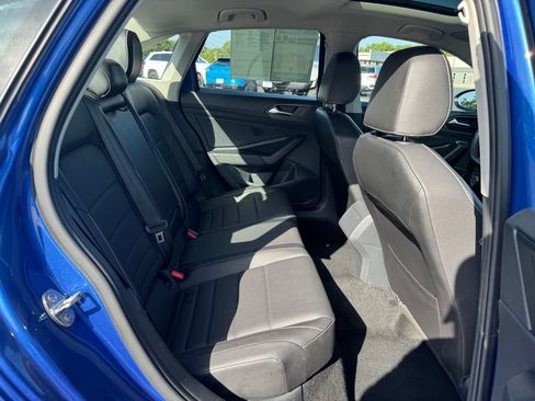 Used 2024 Volkswagen Jetta SE FWD image 20