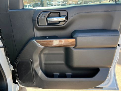 Certified 2022 Chevrolet Silverado 1500 LT Trail Boss w/ Safety Package image 23