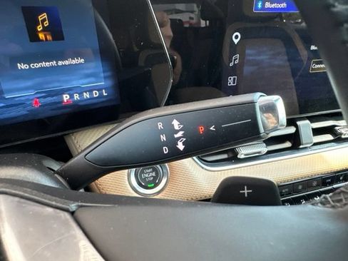 Used 2026 Chevrolet Equinox ACTIV w/ Safety and Technology Package AWD/4WD image 9