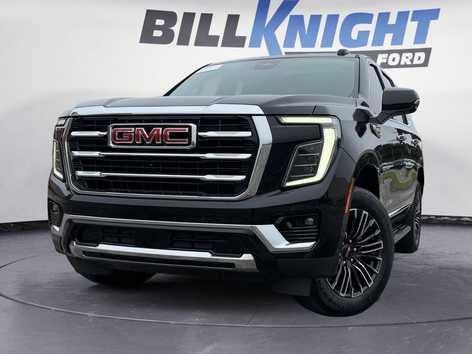 Used 2025 GMC Yukon Elevation w/ Elevation Premium Package AWD/4WD image 1