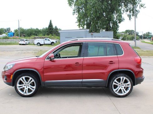 Used 2012 Volkswagen Tiguan S FWD image 5