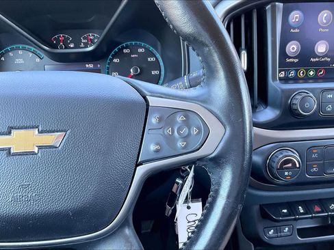 Used 2021 Chevrolet Colorado Z71 AWD/4WD image 24