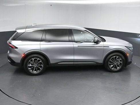 Certified 2025 Lincoln Nautilus Premier AWD/4WD image 43