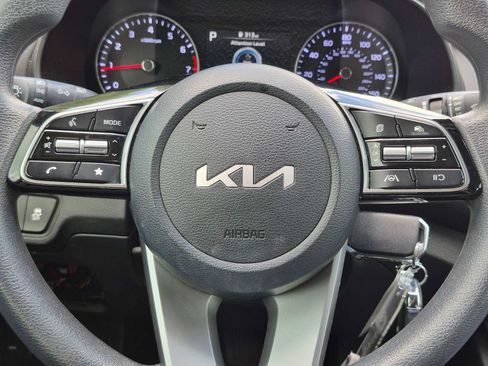 Certified 2024 Kia Forte LXS FWD image 13