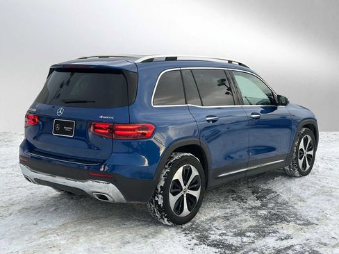 Used 2024 Mercedes-Benz GLB 250 4MATIC image 3