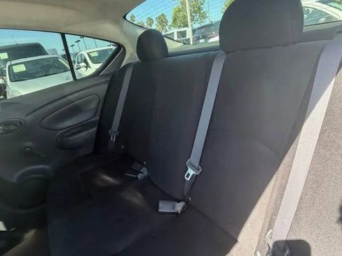 Used 2013 Nissan Versa S FWD image 8