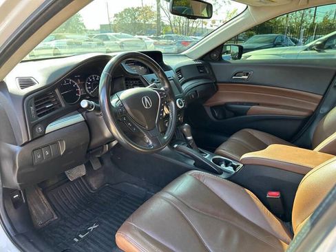 Used 2020 Acura ILX image 9