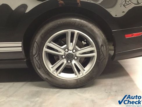 Used 2012 Ford Mustang Premium image 27