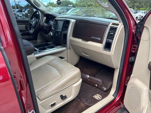 Used 2014 RAM 1500 Laramie w/ Convenience Group image 25