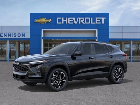 New 2026 Chevrolet Trax RS FWD image 2