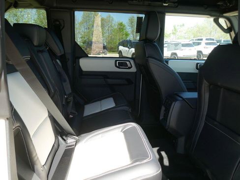 New 2026 Ford Bronco Outer Banks AWD/4WD image 12