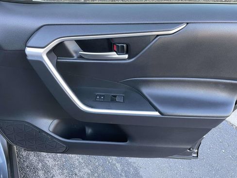 Used 2023 Toyota RAV4 SE w/ Convenience Package image 47