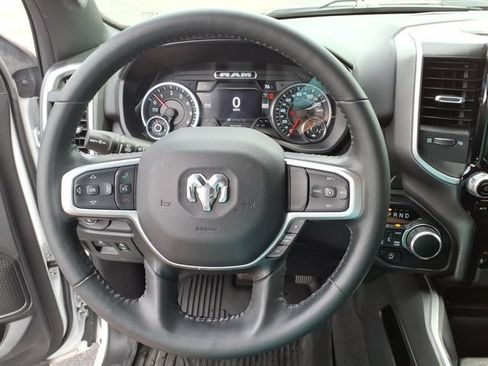 Used 2023 RAM 1500 Big Horn AWD/4WD image 18