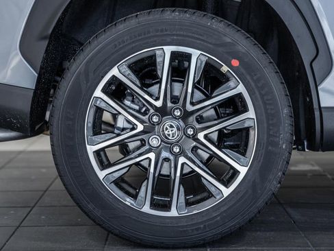 New 2026 Toyota Corolla Cross XLE image 18