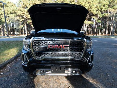 Used 2021 GMC Sierra 1500 Denali w/ Denali Premium Package image 9