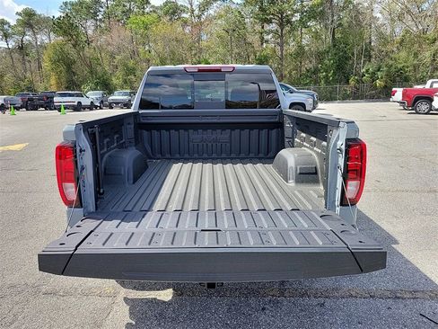 New 2025 GMC Sierra 1500 SLE w/ X31 Off-Road Package image 6