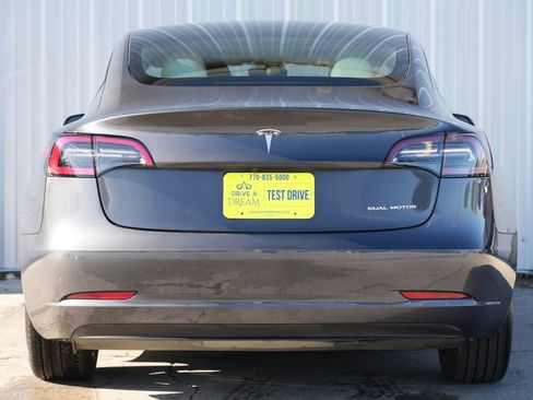 Used 2022 Tesla Model 3 Long Range image 11