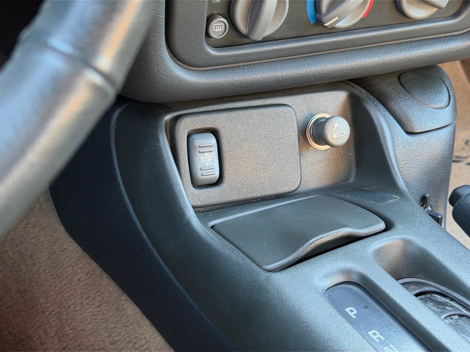 Used 1997 Pontiac Firebird Trans Am RWD image 18