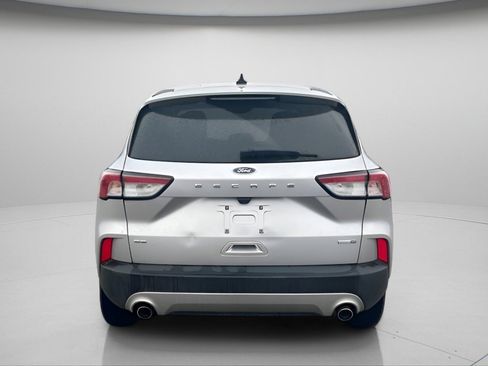 Used 2020 Ford Escape SE image 8