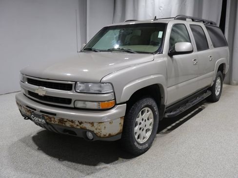 Used 2006 Chevrolet Suburban Z71 w/ Z71 Preferred Equipment Group AWD/4WD image 7