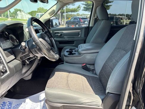 Used 2016 RAM 1500 Big Horn RWD image 34