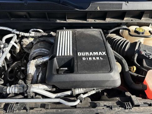 Used 2021 Chevrolet Silverado 1500 LTZ w/ LTZ Premium Package image 14