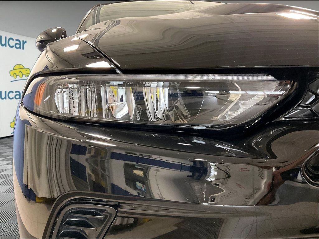 Used 2024 Dodge Hornet R/T Plus w/ R/T Blacktop Package AWD/4WD image 34