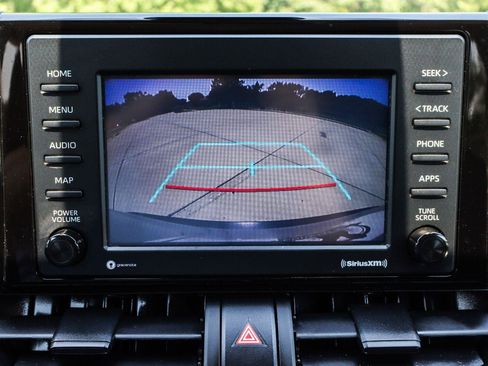 Used 2022 Toyota RAV4 LE w/ Carpet Mat Package (TMS) AWD/4WD image 6