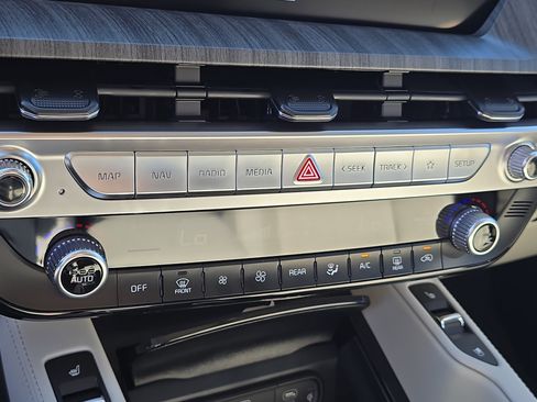 New 2025 Kia Telluride EX w/ EX Captain's Chair Package image 29