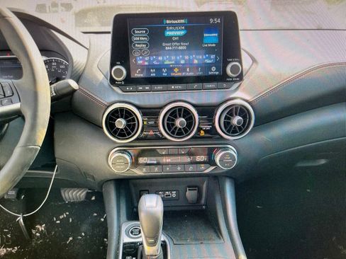 Used 2025 Nissan Sentra SR FWD image 6